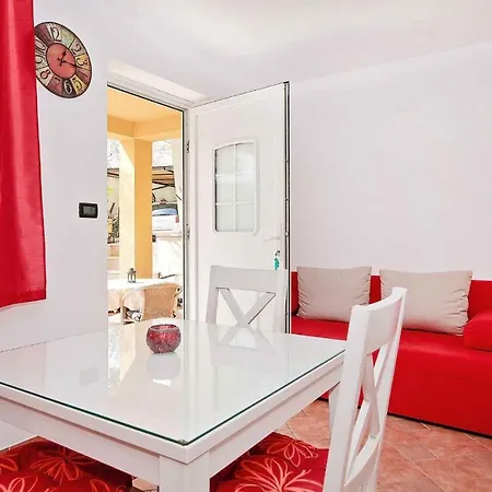 In I Apartment *
