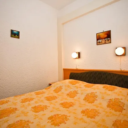 Apartment In I